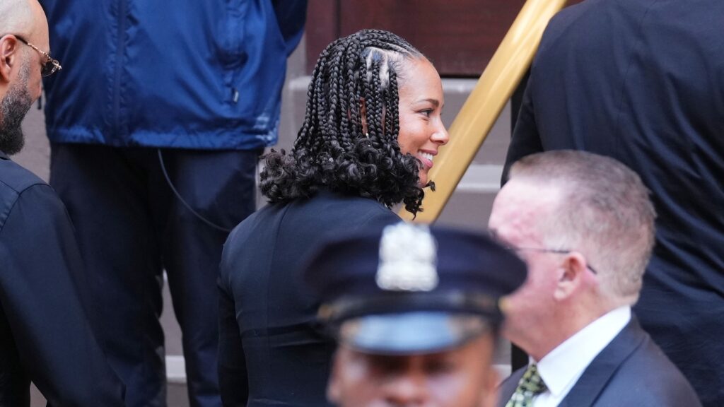 Clive Davis honored at funeral that attracts Keys, Springsteen, Warwick and extra