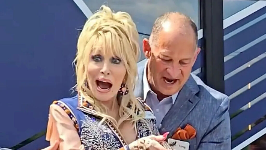 Dolly Parton, 80, Leaves Followers Involved After Newest Public Look