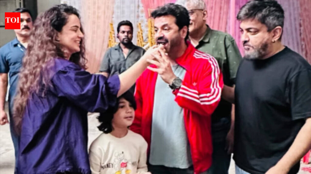 Kangana Ranaut wraps up capturing for ‘Queen 2’, shares joyful glimpse from wrap-up celebrations with solid and crew