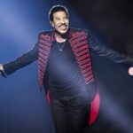 Lionel Richie Falls Ailing On Stage; Cuts Quick First Evening Of New Tour