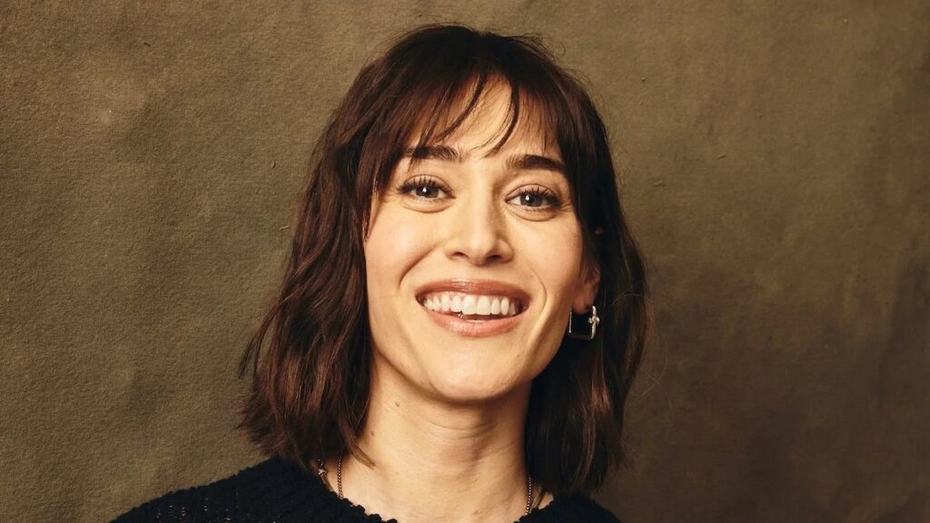 Lizzy Caplan to Star in Noah Hawley’s ‘Far Cry’ FX Anthology Collection
