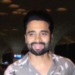 Months After ‘Situationship’ Comment, Jackky Bhagnani’s Relationship App Profile Goes Viral. Web Reacts