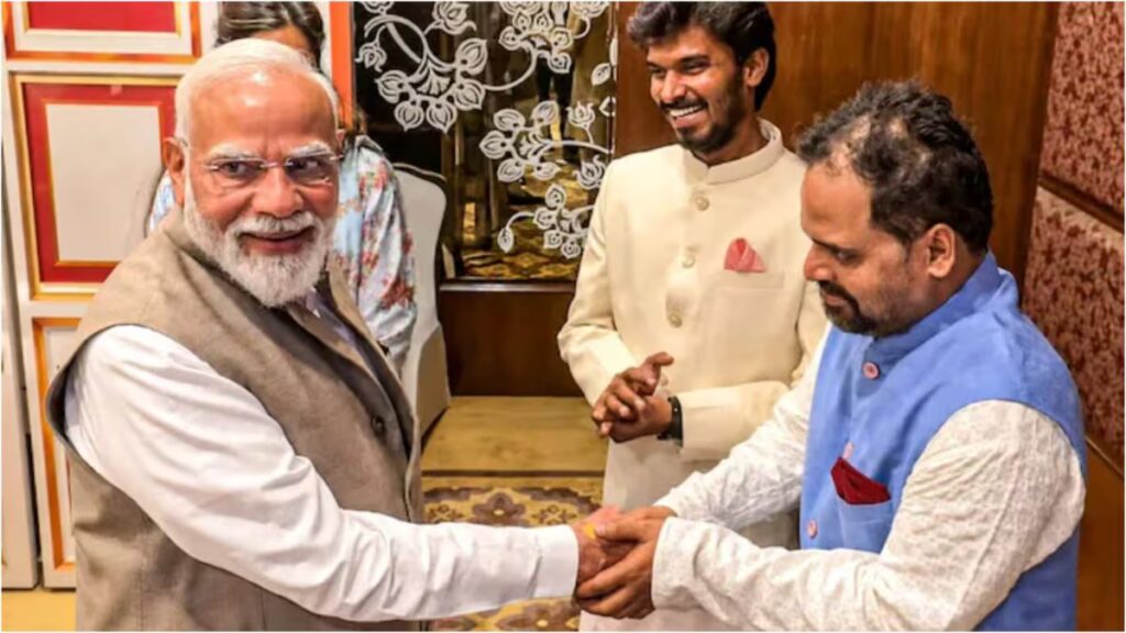 ‘Solar Raha Hai Na Binod?’: Panchayat’s Ashok Pathak Recollects PM Narendra Modi’s First Phrases Throughout Their Assembly