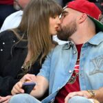 Taylor Swift’s uncommon marriage ceremony reward rule ignites etiquette debate: ‘Honor their needs’