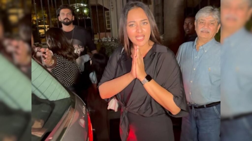 Video: Sonakshi Sinha Loses Cool With Paps Exterior Mumbai Restaurant, ‘Bas, Ho Gaya’