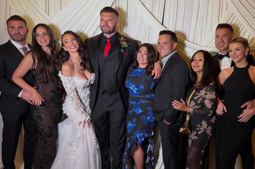 ‘Jersey Shore’ star Jenni ‘JWoww’ Farley snubs 2 ‘blindsided’ co-stars from shock marriage ceremony: report