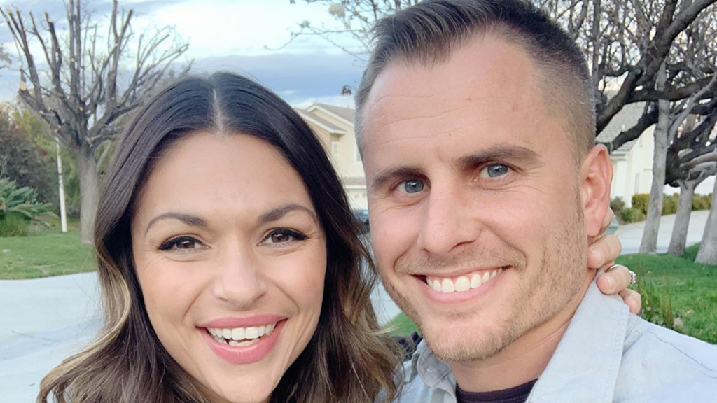 Bachelorette’s DeAnna Pappas Awarded 5-Determine Sum From Ex in Divorce
