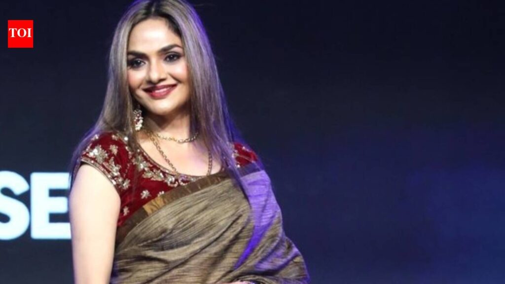 Madhoo on Suniel Shetty response throughout ‘Hum Hain Bemisaal’ shoot after listening to about Divya Bharti’s loss of life; ‘He left the capturing’